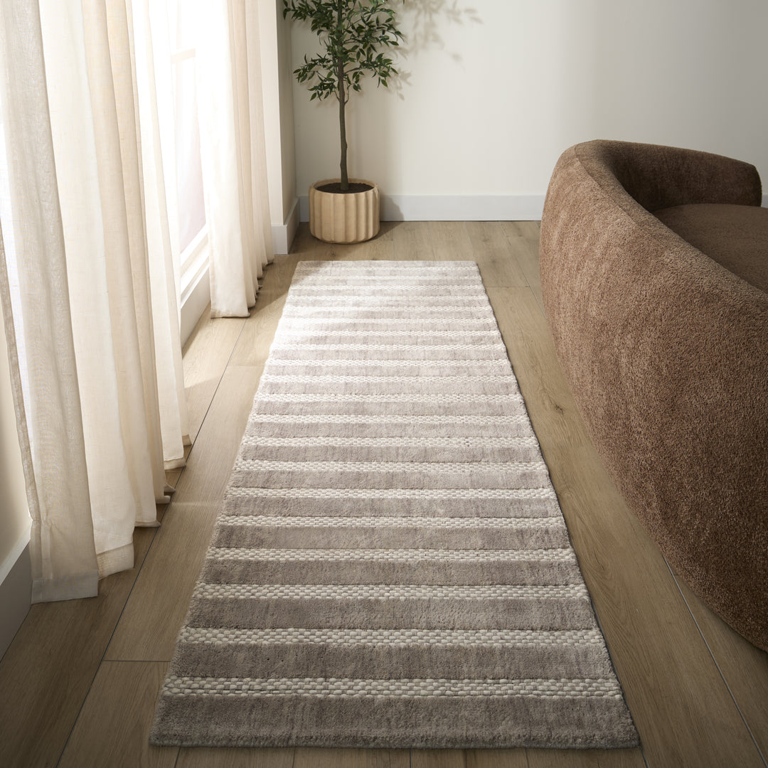 Laid Back Luxe Brown Ivory - A2007