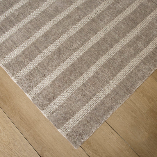 Laid Back Luxe Brown Ivory - A2007