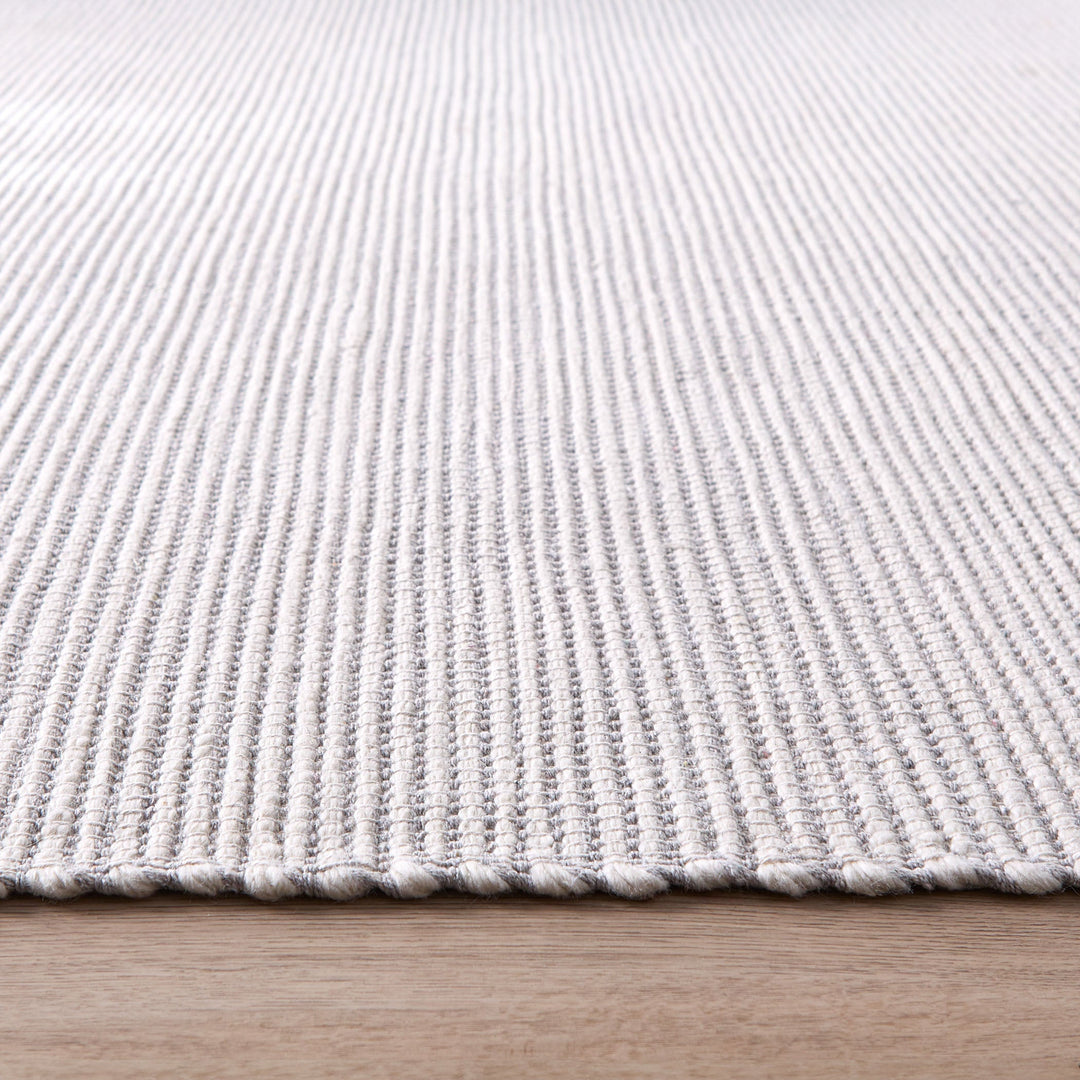 Saira Ivory Monochromatic - N3004 - 8&