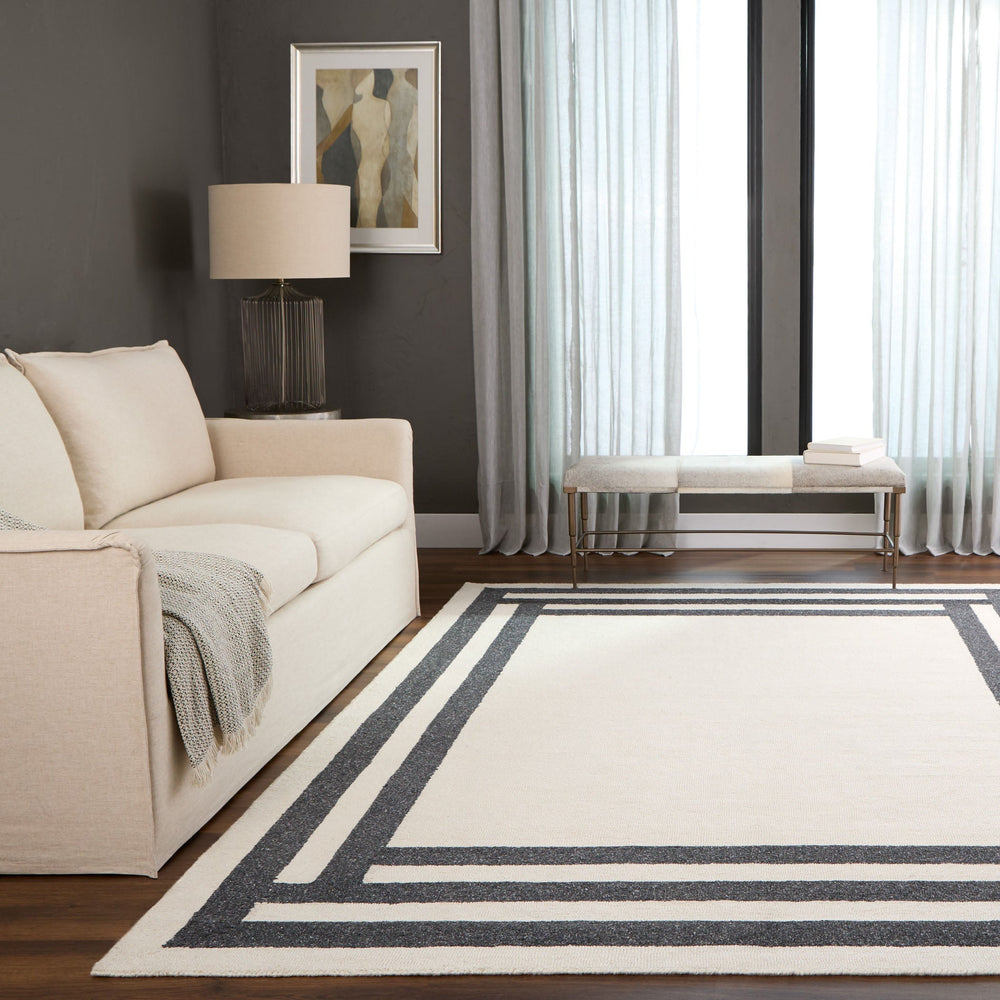 Kali Black Border - N5017 - 5' x 8'