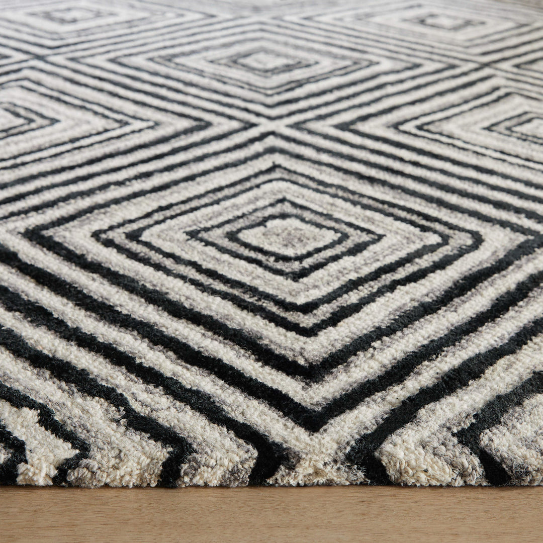 Vani Black Ivory Geometric - N5023 - 8&