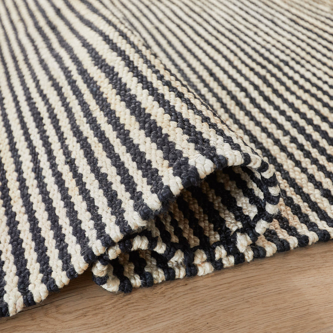 Ganges Black Stripe - N5028 - 8&