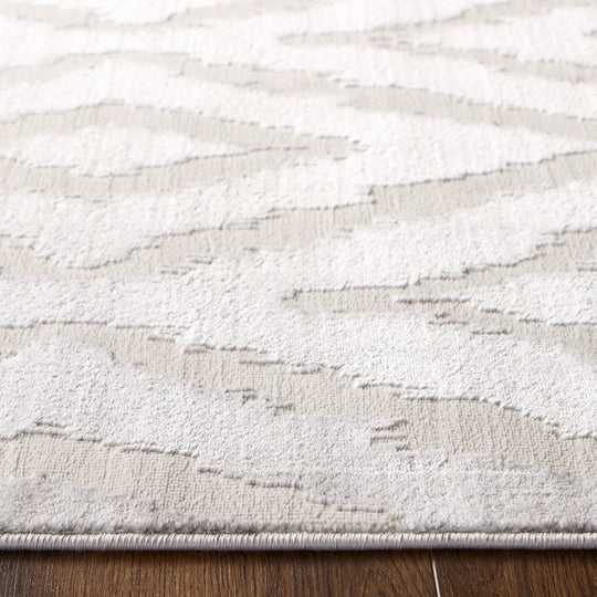 Betsi Gray Geometric - U5004 - 10&