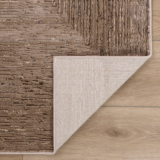 Rienz Brown - U7016