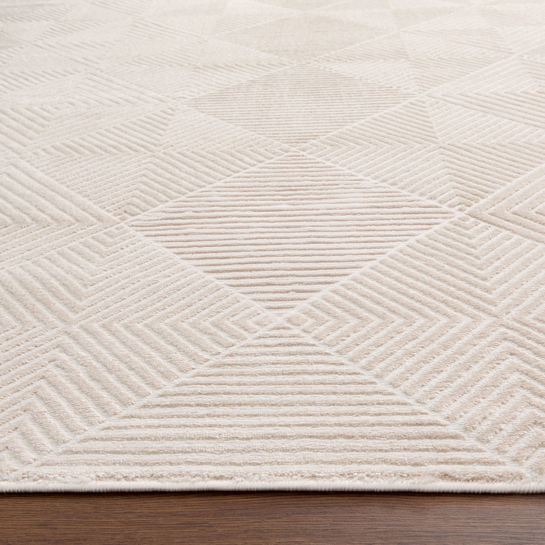 Timeless Luxe Beige Geometric - U9001 - 5&